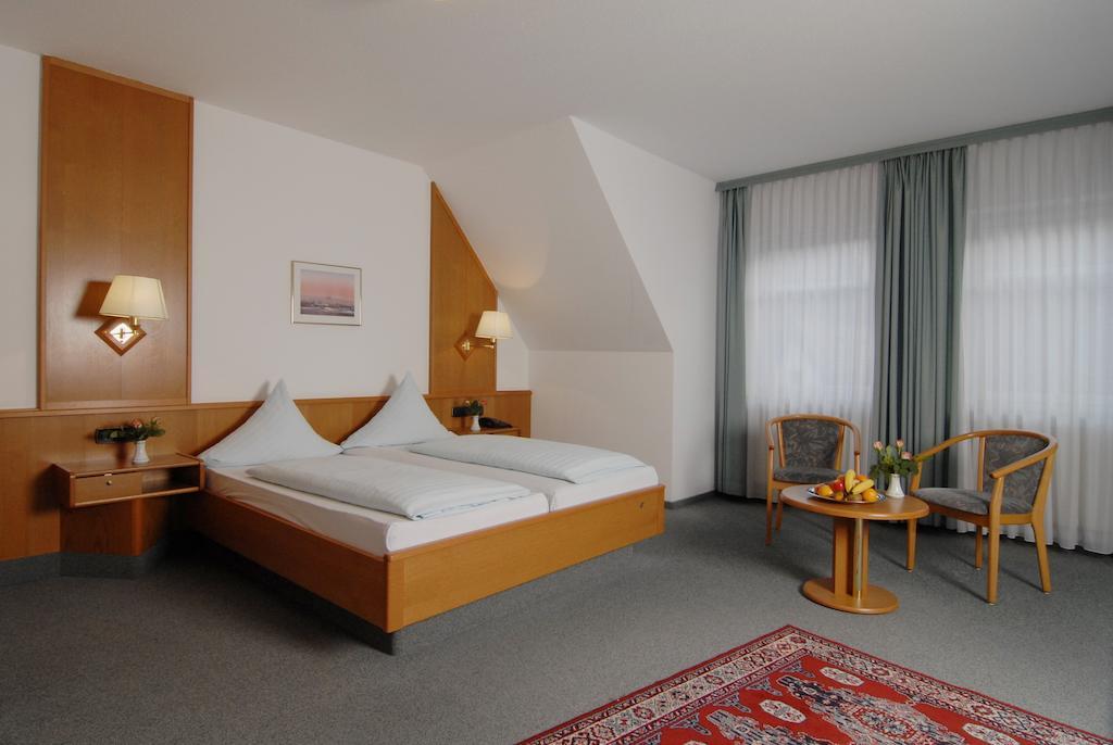 Stadthotel Muenze Bad Mergentheim Oda fotoğraf